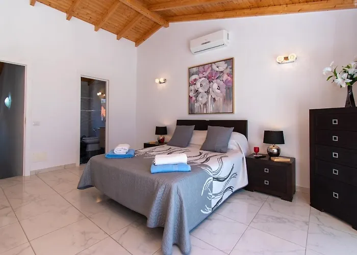 Fairway Village Beautiful 3 Bedroom