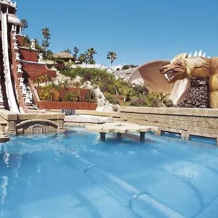 Fairway Village Beautiful 3 Bedroom *