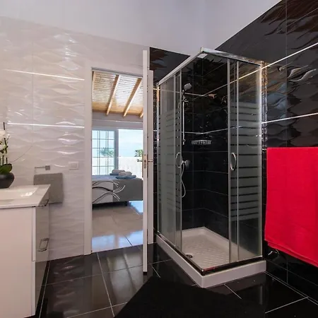 Fairway Village Beautiful 3 Bedroom 빌라 *