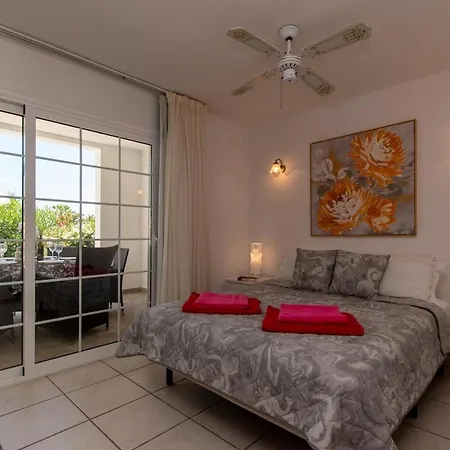 Beautiful 3 Bedroom *